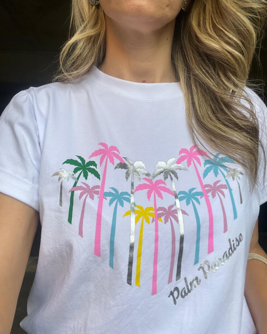 Camiseta corazón palmeras