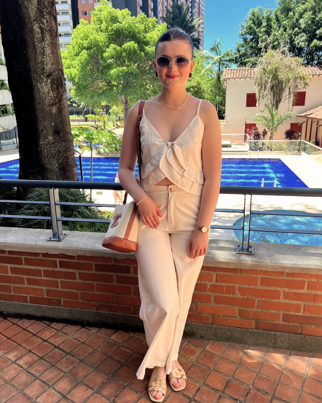 Set de pantalón y blusa de boleros