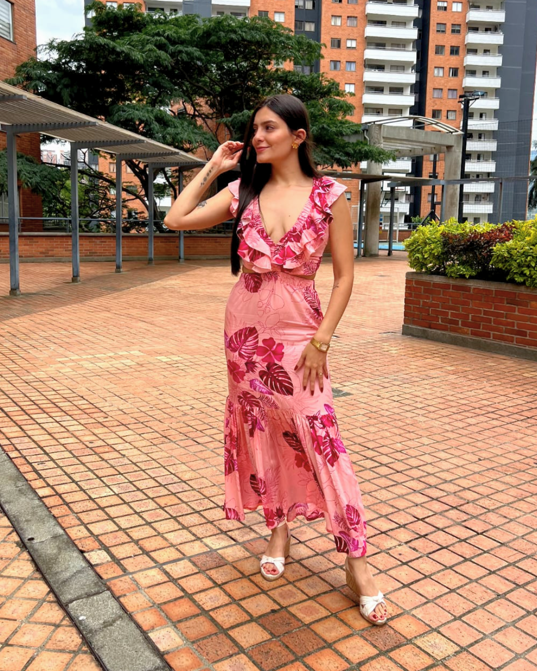 Vestido con boleros en el busto