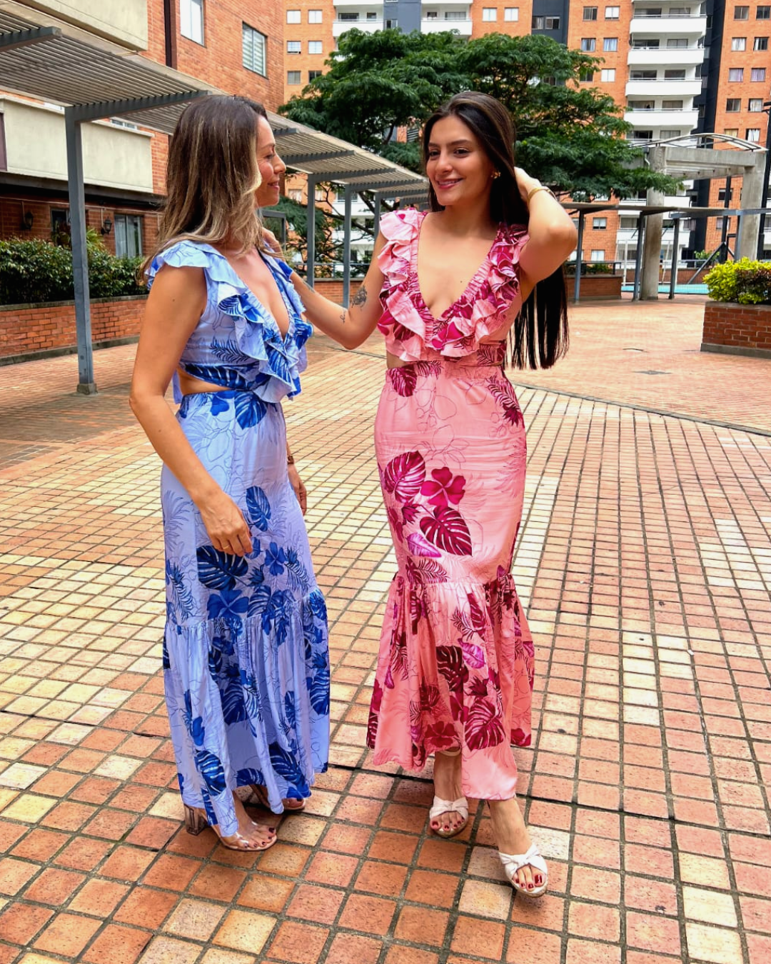 Vestido con boleros en el busto